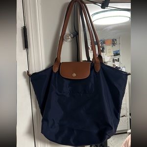 Large blue longchamp bag